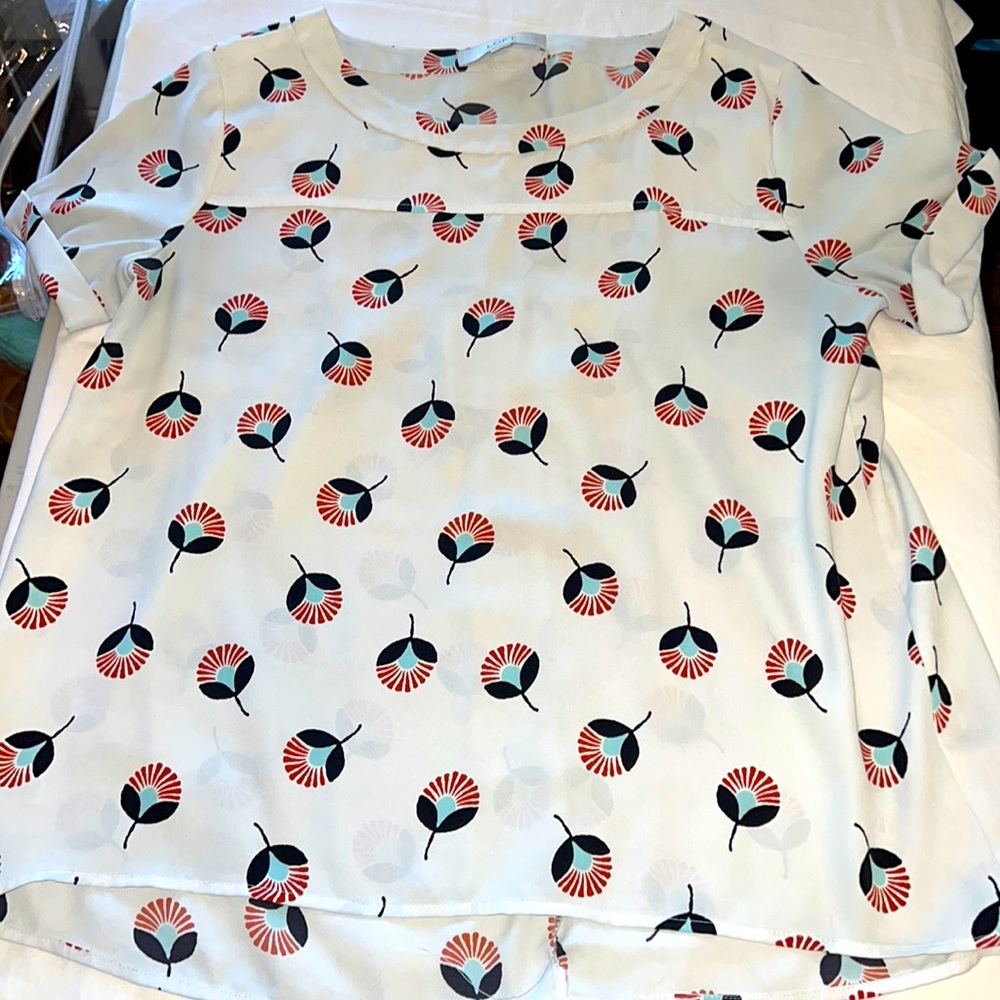 Beautiful LOFT top
